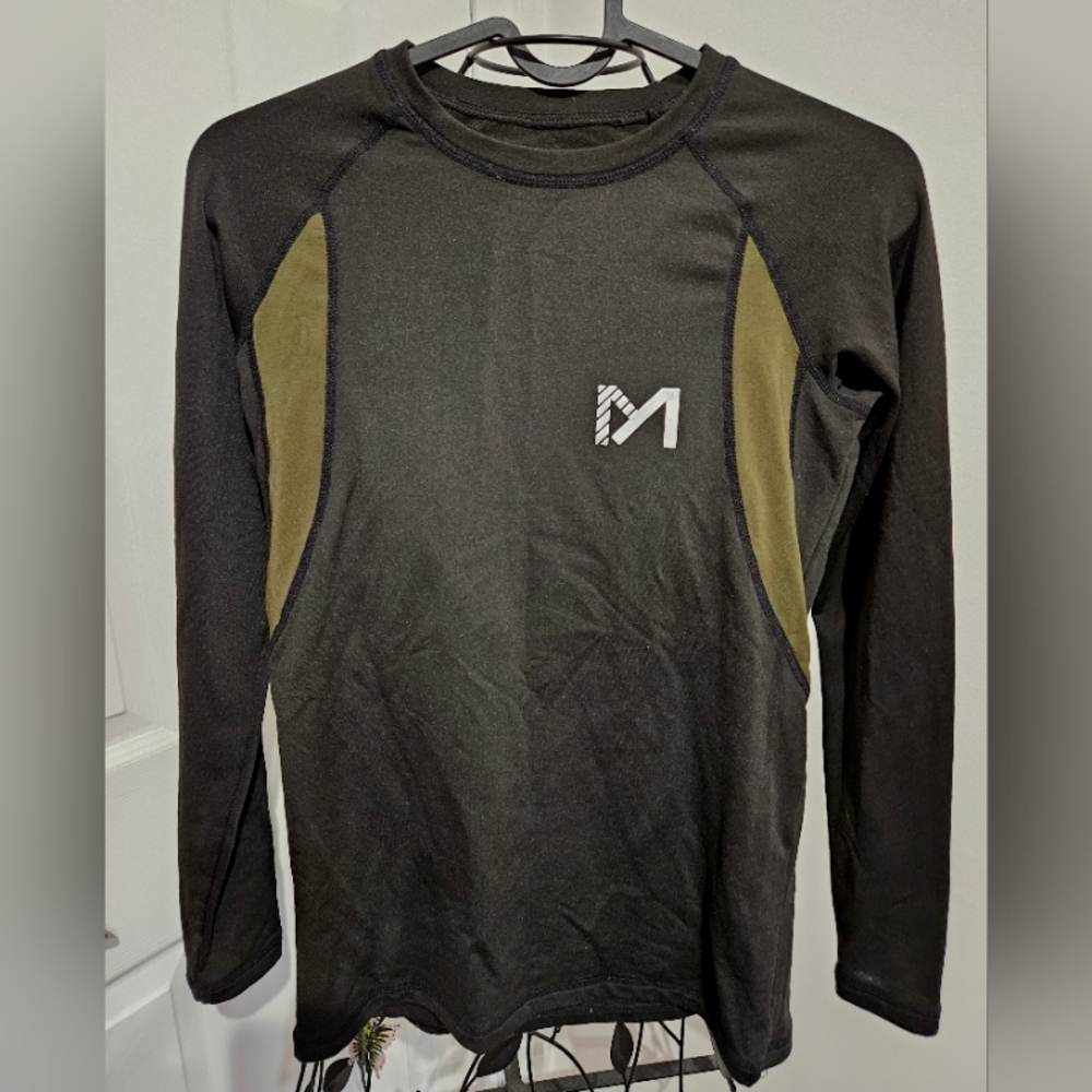 BOYS‎ thermal top